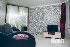 1-к квартира, посуточно, 43м2, 1/1 этаж