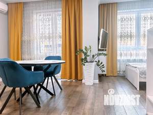Студия квартира, посуточно, 40м2, 5/25 этаж