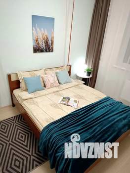 2-к квартира, посуточно, 38м2, 9/17 этаж