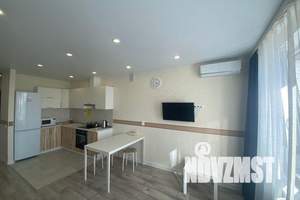 1-к квартира, посуточно, 40м2, 6/25 этаж