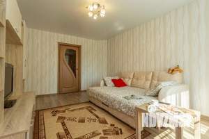 2-к квартира, посуточно, 50м2, 1/1 этаж