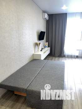 Студия квартира, посуточно, 32м2, 12/32 этаж