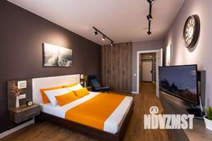 1-к квартира, посуточно, 42м2, 18/25 этаж