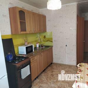 1-к квартира, посуточно, 35м2, 3/9 этаж