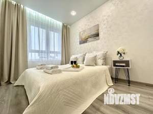 1-к квартира, посуточно, 40м2, 21/25 этаж