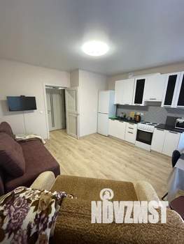2-к квартира, посуточно, 39м2, 5/8 этаж
