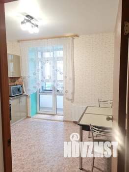 2-к квартира, посуточно, 63м2, 3/15 этаж