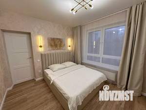 1-к квартира, посуточно, 35м2, 3/25 этаж