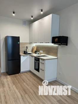 Студия квартира, посуточно, 36м2, 14/25 этаж