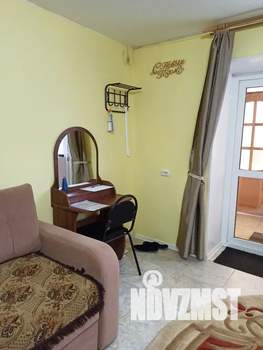 Студия квартира, посуточно, 38м2, 1/3 этаж