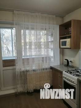 1-к квартира, посуточно, 38м2, 1/9 этаж