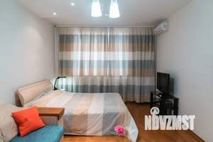 1-к квартира, посуточно, 50м2, 7/10 этаж