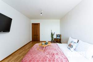 1-к квартира, посуточно, 43м2, 1/1 этаж