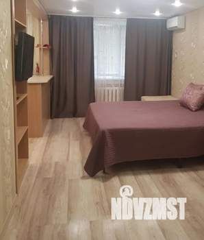 1-к квартира, посуточно, 40м2, 3/9 этаж