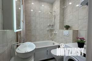 2-к квартира, посуточно, 44м2, 19/33 этаж