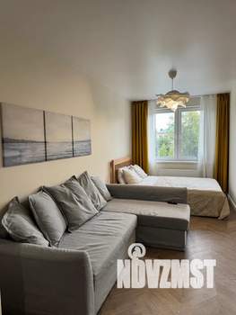 Студия квартира, посуточно, 30м2, 3/25 этаж