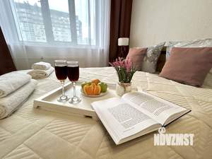 1-к квартира, посуточно, 42м2, 1/1 этаж