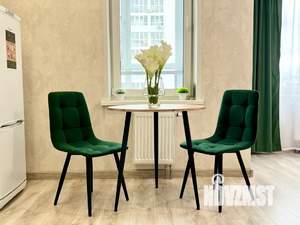 1-к квартира, посуточно, 38м2, 22/27 этаж