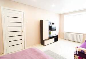 1-к квартира, посуточно, 35м2, 1/9 этаж