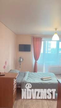 Студия квартира, посуточно, 25м2, 13/18 этаж