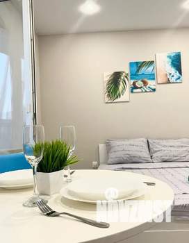 Студия квартира, посуточно, 35м2, 6/8 этаж