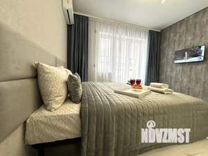 Студия квартира, посуточно, 34м2, 2/20 этаж