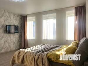 Студия квартира, посуточно, 36м2, 3/33 этаж