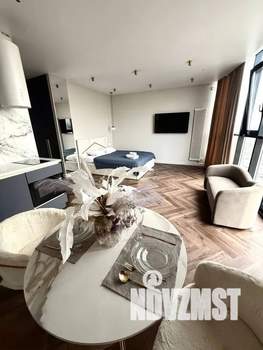 Студия квартира, посуточно, 35м2, 18/21 этаж