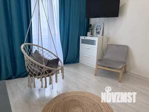 1-к квартира, посуточно, 33м2, 25/25 этаж