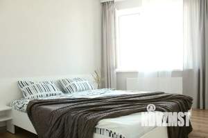 2-к квартира, посуточно, 45м2, 21/27 этаж