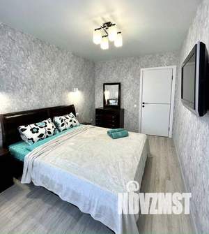 1-к квартира, посуточно, 60м2, 1/1 этаж