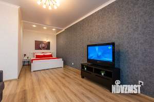1-к квартира, посуточно, 43м2, 7/18 этаж