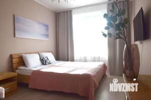 1-к квартира, посуточно, 38м2, 23/25 этаж