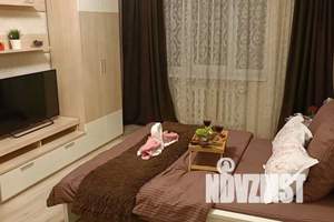 1-к квартира, посуточно, 40м2, 9/10 этаж