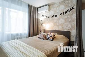 1-к квартира, посуточно, 35м2, 4/5 этаж