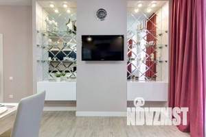 2-к квартира, посуточно, 65м2, 7/21 этаж