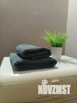 Студия квартира, посуточно, 35м2, 2/9 этаж