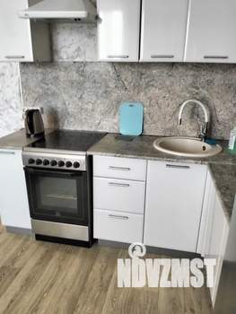 1-к квартира, посуточно, 43м2, 1/24 этаж