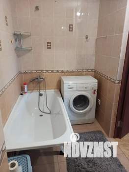 1-к квартира, посуточно, 38м2, 6/10 этаж