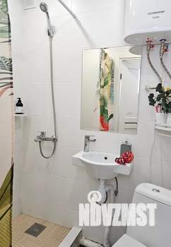 Студия квартира, посуточно, 14м2, 1/9 этаж