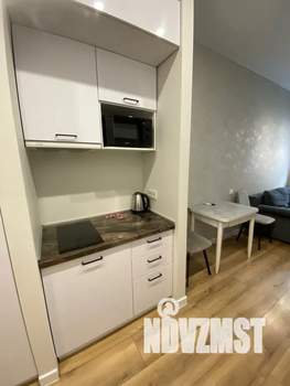 1-к квартира, посуточно, 34м2, 15/21 этаж