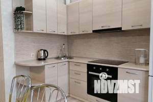 2-к квартира, посуточно, 54м2, 9/25 этаж