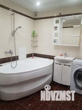 1-к квартира, посуточно, 40м2, 3/9 этаж