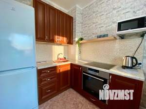 1-к квартира, посуточно, 45м2, 15/18 этаж