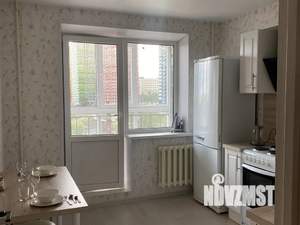 1-к квартира, посуточно, 40м2, 9/16 этаж