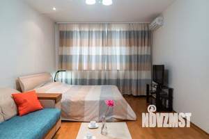 1-к квартира, посуточно, 50м2, 1/1 этаж