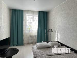 1-к квартира, посуточно, 35м2, 17/21 этаж