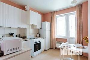 1-к квартира, посуточно, 37м2, 1/1 этаж