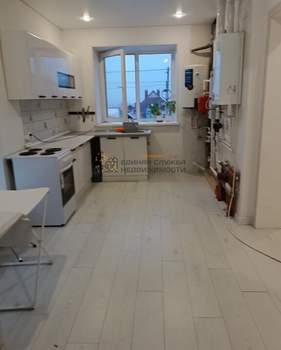 3-к квартира, на длительный срок, 100м2, 1/2 этаж