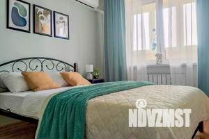 1-к квартира, посуточно, 33м2, 3/18 этаж